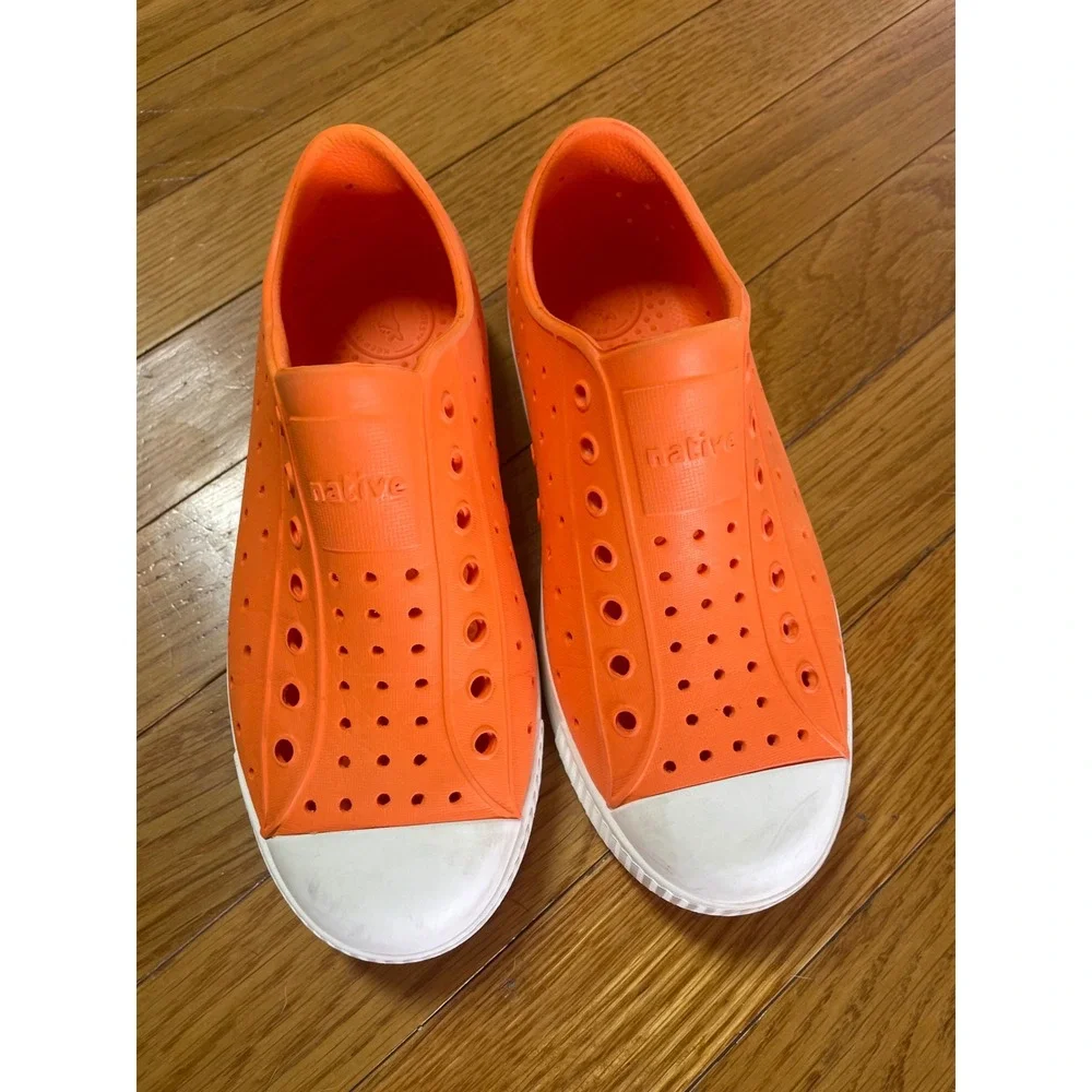 Native Jefferson Kids Orange EVA Slip On Water Shoes Sneakers J2